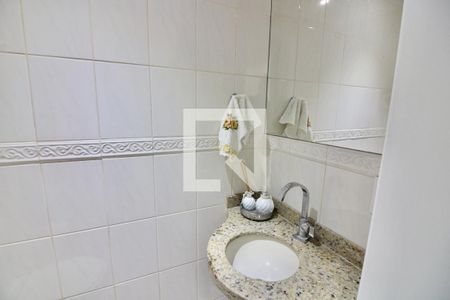 Casa de condomínio à venda com 118m², 3 quartos e 1 vagaLavabo