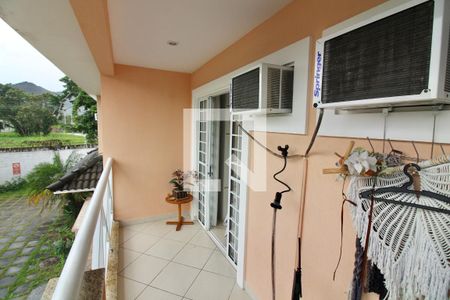 Varanda da Quarto 1 de casa de condomínio à venda com 3 quartos, 118m² em Vargem Pequena, Rio de Janeiro