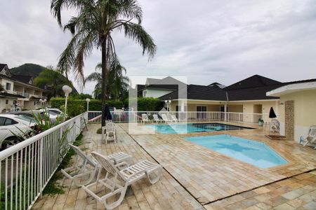 Casa de condomínio à venda com 118m², 3 quartos e 1 vagaÁrea comum - Piscina