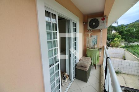 Casa de condomínio à venda com 118m², 3 quartos e 1 vagaVaranda da Suíte