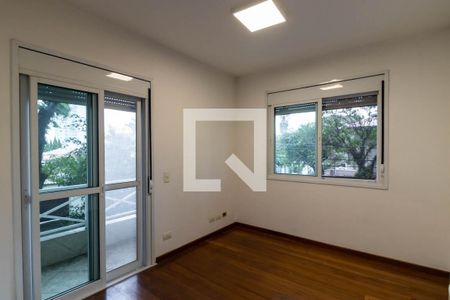 Casa à venda com 258m², 4 quartos e 2 vagasSuíte 1