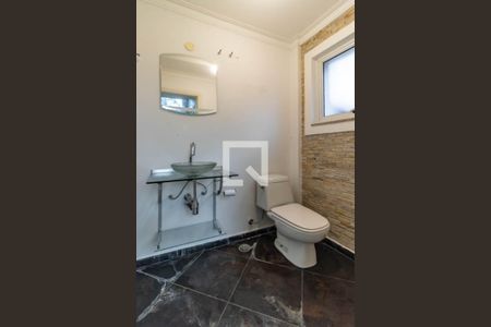 Casa à venda com 258m², 4 quartos e 2 vagasLavabo