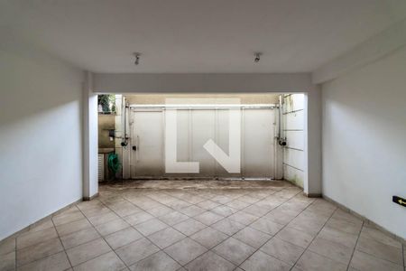Casa à venda com 258m², 4 quartos e 2 vagasGaragem