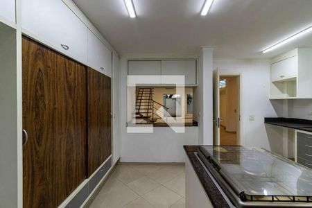 Casa à venda com 258m², 4 quartos e 2 vagasCozinha