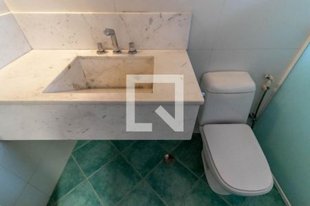 Casa à venda com 258m², 4 quartos e 2 vagasSuíte 2