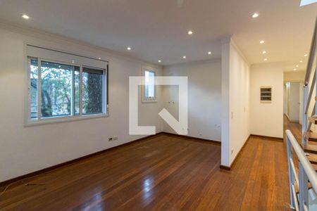 Corredor quartos de casa à venda com 4 quartos, 258m² em Indianópolis, São Paulo