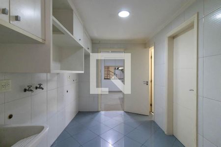 Casa à venda com 258m², 4 quartos e 2 vagasÁrea de serviço
