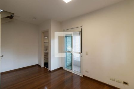 Casa à venda com 258m², 4 quartos e 2 vagasSuíte 1