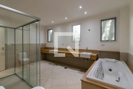 Casa à venda com 258m², 4 quartos e 2 vagasSuíte 3