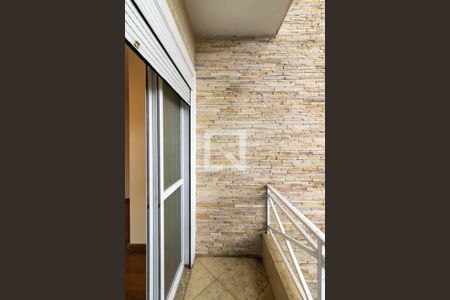 Casa à venda com 258m², 4 quartos e 2 vagasSuíte 1