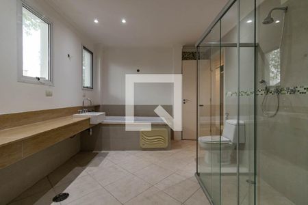 Casa à venda com 258m², 4 quartos e 2 vagasSuíte 3