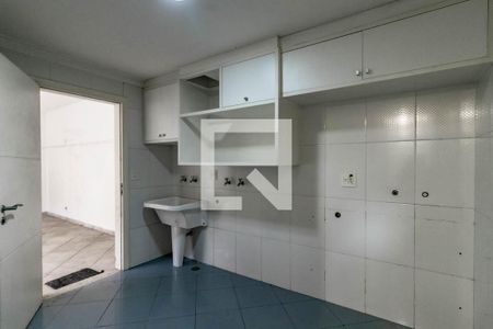 Casa à venda com 258m², 4 quartos e 2 vagasÁrea de serviço