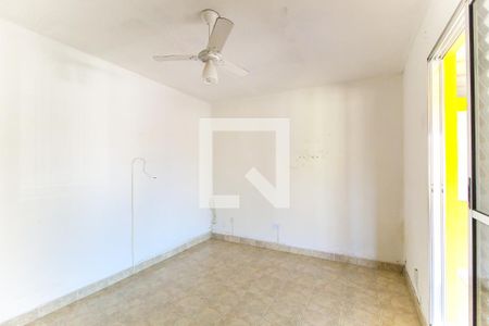 Casa à venda com 180m², 3 quartos e 2 vagas Casa à venda com 180m², 3 quartos e 2 vagasQuarto 2