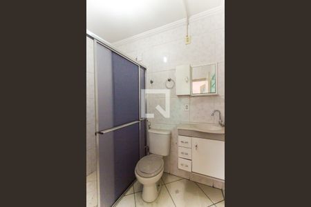 Casa à venda com 180m², 3 quartos e 2 vagas Casa à venda com 180m², 3 quartos e 2 vagasBanheiro 2