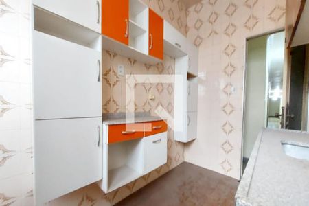 Apartamento à venda com 68m², 2 quartos e sem vagaCOZINHA