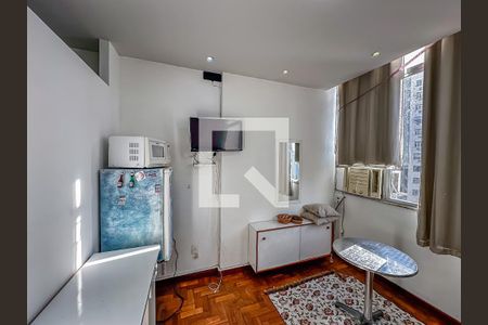 Kitnet/Studio para alugar com 1 quarto, 35m² em Centro, Rio de Janeiro