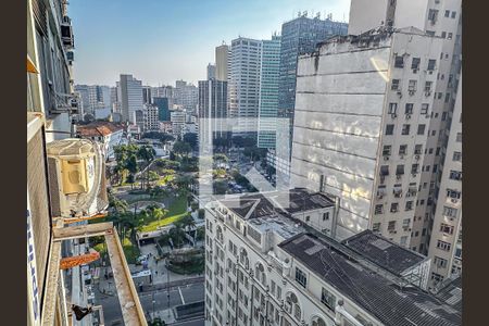 Kitnet/Studio para alugar com 1 quarto, 35m² em Centro, Rio de Janeiro
