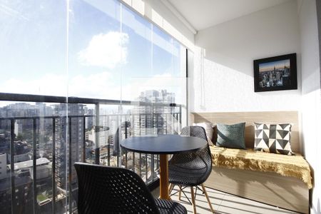 Studio à venda com 29m², 1 quarto e sem vagaVaranda Studio