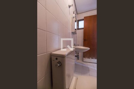 Apartamento à venda com 395m², 2 quartos e 3 vagasBanheiro de serviço