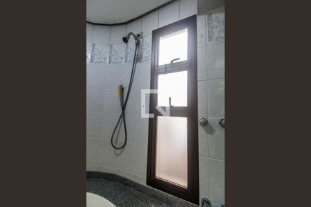 Apartamento à venda com 395m², 2 quartos e 3 vagasBanheiro da Suíte