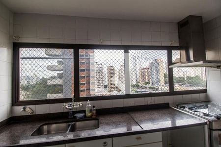 Apartamento à venda com 395m², 2 quartos e 3 vagasCozinha