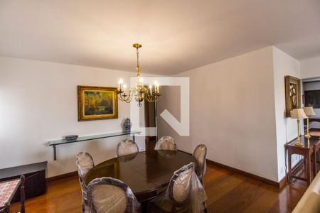 Apartamento à venda com 395m², 2 quartos e 3 vagasSala de Jantar