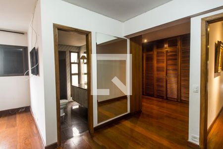 Apartamento à venda com 395m², 2 quartos e 3 vagasSuíte master