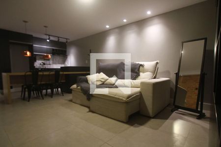 Sala de kitnet/studio à venda com 1 quarto, 38m² em Itaipu, Niterói