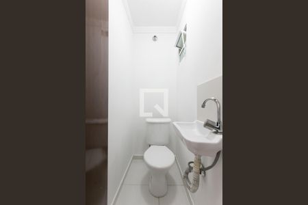 Lavabo  de casa de condomínio à venda com 2 quartos, 91m² em Vila Carmosina, São Paulo