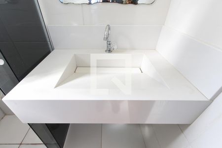 Casa de condomínio à venda com 91m², 2 quartos e 1 vaga Casa de condomínio à venda com 91m², 2 quartos e 1 vagaDetalhe banheiro