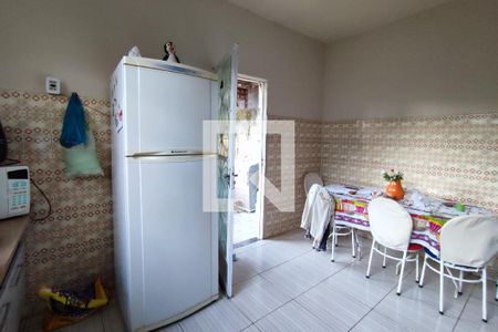 Casa à venda com 480m², 4 quartos e 3 vagasCozinha