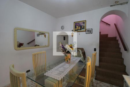 Sala 2 de casa à venda com 3 quartos, 200m² em Vila Campo Grande, São Paulo