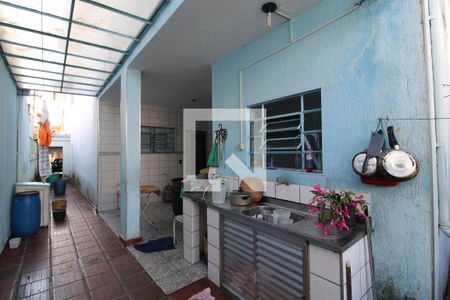 Casa à venda com 200m², 3 quartos e 2 vagasQuintal 