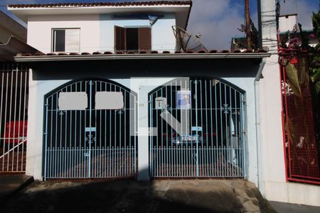 Casa à venda com 200m², 3 quartos e 2 vagasFachada