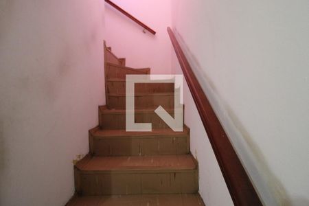 Escada de casa à venda com 3 quartos, 200m² em Vila Campo Grande, São Paulo