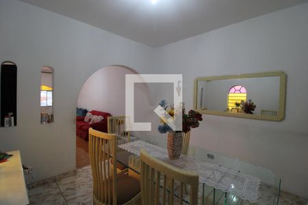 Sala 2 de casa à venda com 3 quartos, 200m² em Vila Campo Grande, São Paulo