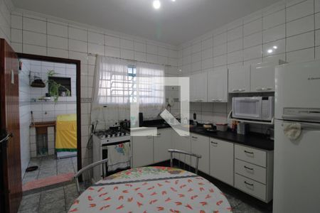 Casa à venda com 200m², 3 quartos e 2 vagasCozinha