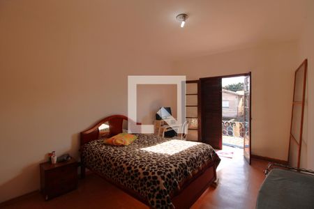 Suíte de casa à venda com 3 quartos, 200m² em Vila Campo Grande, São Paulo