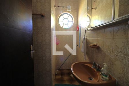 Casa à venda com 200m², 3 quartos e 2 vagasBanheiro comum