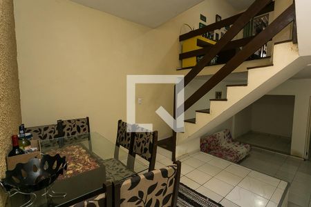 Sala 3 de casa à venda com 2 quartos, 94m² em Jardim Kuabara, Taboão da Serra