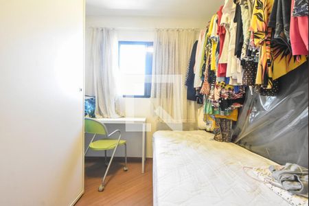 Apartamento à venda com 56m², 2 quartos e 1 vagaQuarto 02