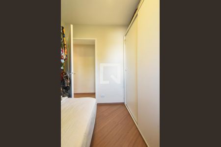 Apartamento à venda com 56m², 2 quartos e 1 vagaQuarto 02