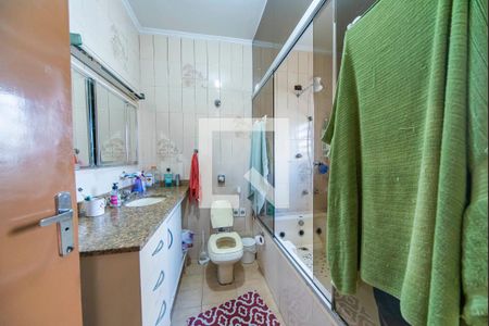 Casa à venda com 470m², 8 quartos e 7 vagasBanheiro do Quarto 3