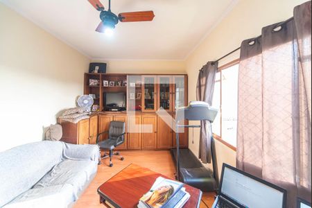 Casa à venda com 470m², 8 quartos e 7 vagasSala de TV