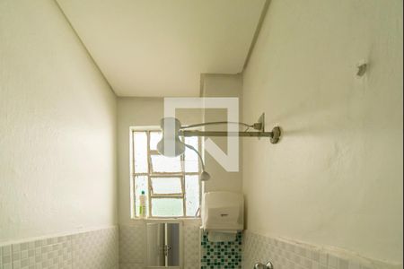 Casa à venda com 470m², 8 quartos e 7 vagasBanheiro casa 2