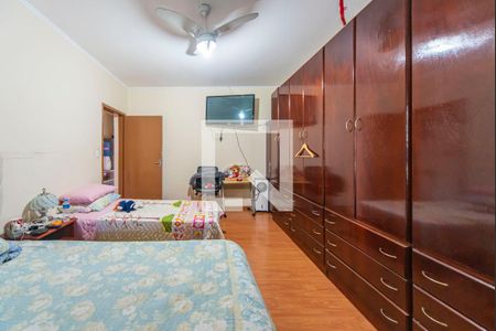 Casa à venda com 470m², 8 quartos e 7 vagasQuarto 2