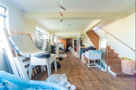 Casa à venda com 470m², 8 quartos e 7 vagasSalão