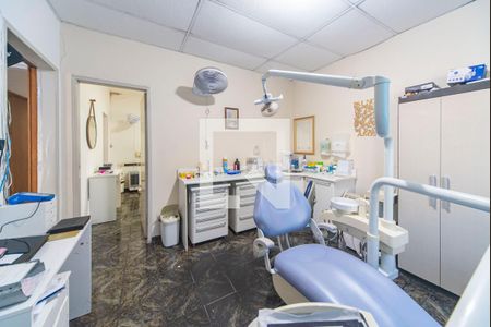 Casa à venda com 470m², 8 quartos e 7 vagasQuarto 3 casa 2