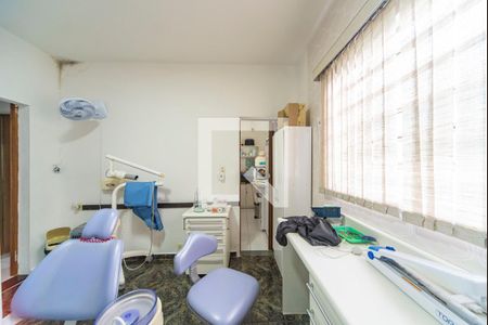 Casa à venda com 470m², 8 quartos e 7 vagasQuarto 2 casa 2