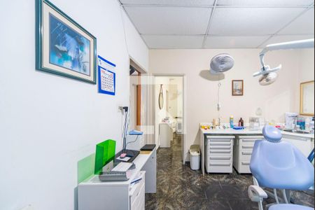 Casa à venda com 470m², 8 quartos e 7 vagasQuarto 3 casa 2